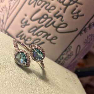 Blue topaz teardrops Ring
